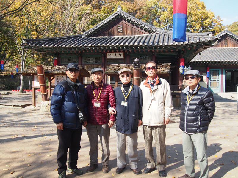 aPB050298.jpg